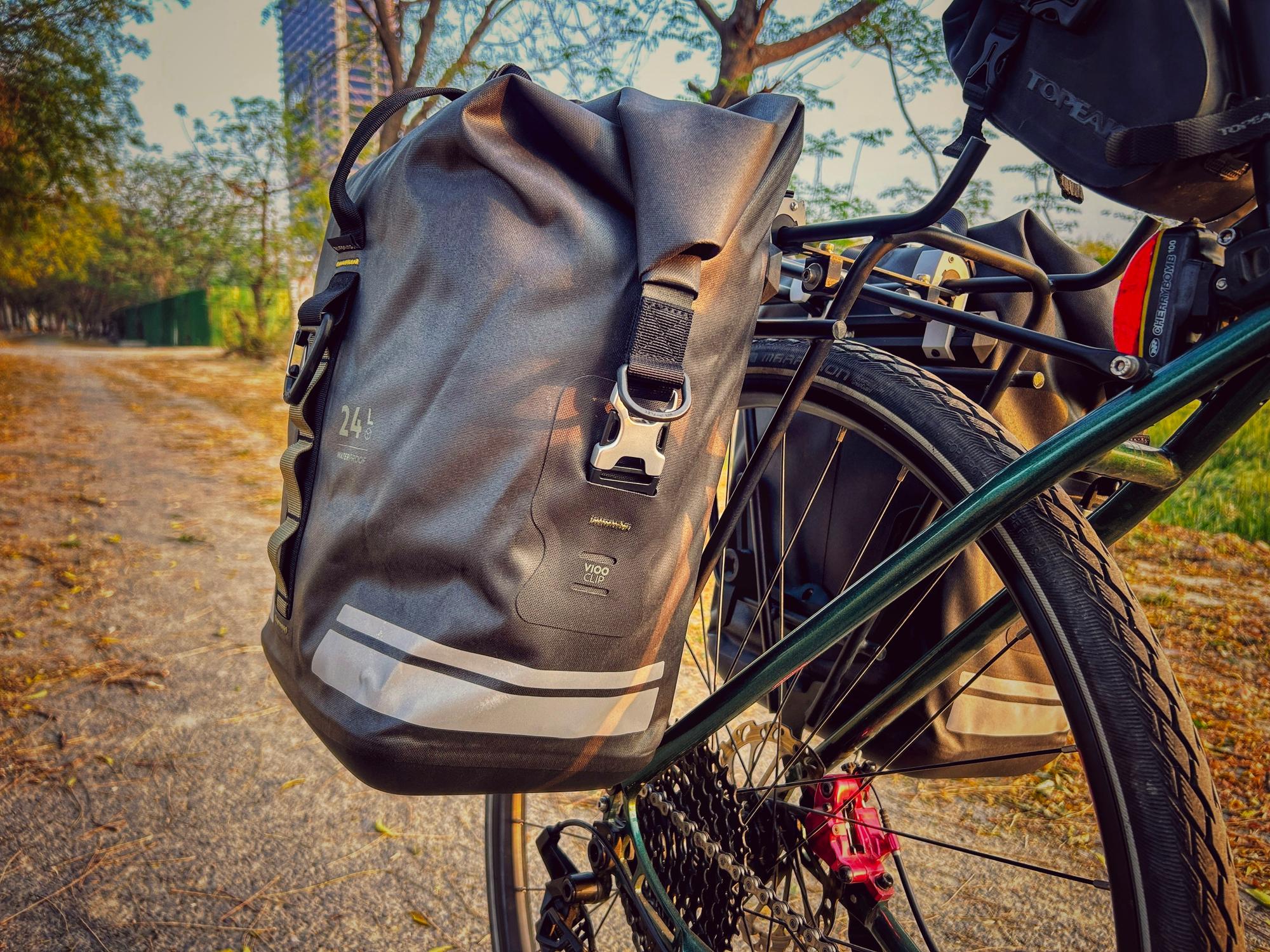 Side view of the bike with both panniers