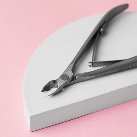 MANICURE TOOLS