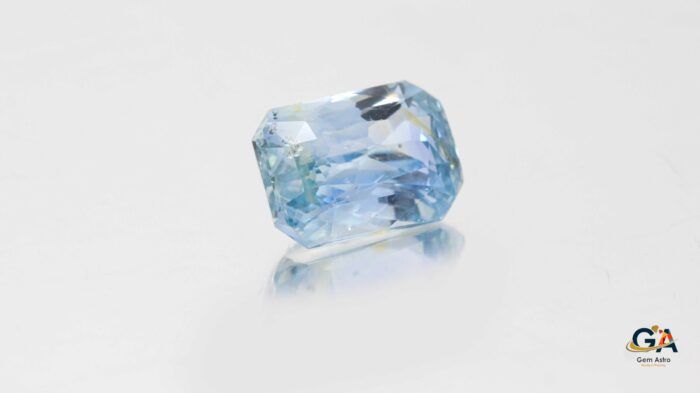Blue Sapphire 7.68 Carat (8.45 Ratti) - Image 4