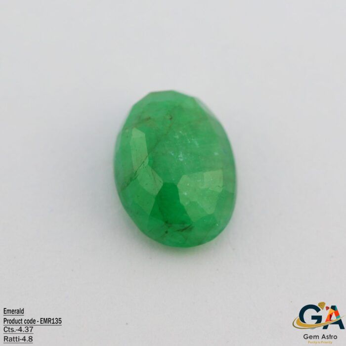 Emerald 4.37 Carat (4.8 Ratti) - Image 4