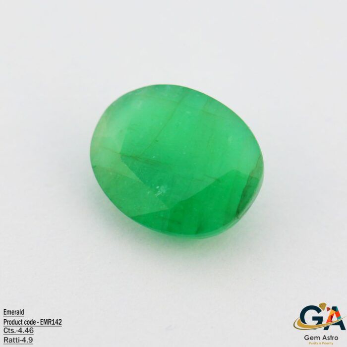 Emerald 4.46 Carat (4.9 Ratti) - Image 2