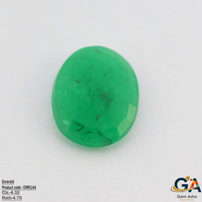 Emerald 4.32 Carat (4.75 Ratti) - Image 4