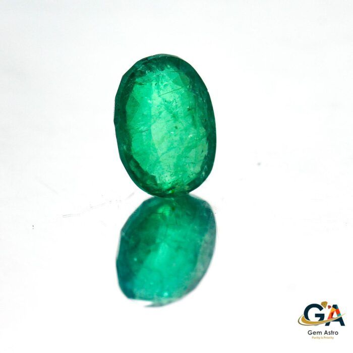 Emerald 5.10 Carat (5.61 Ratti) - Image 3