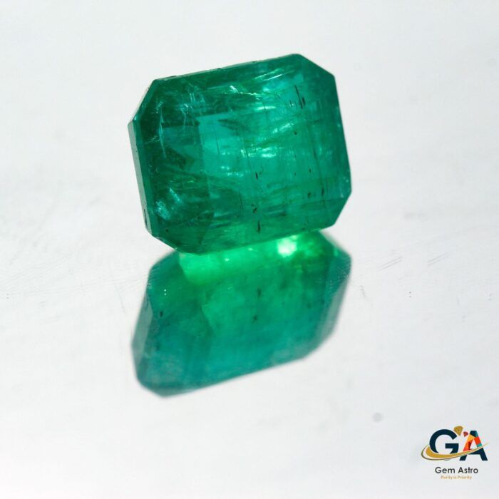 Emerald 5.14 Carat (5.65 Ratti) - Image 3