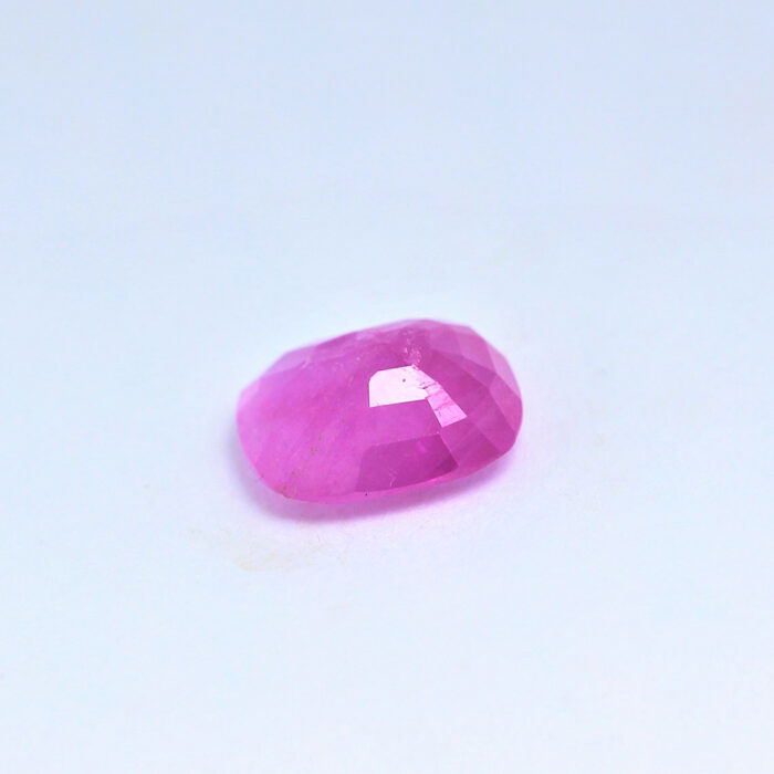 Ruby 5.64 Carat (6.18 Ratti) - Image 3