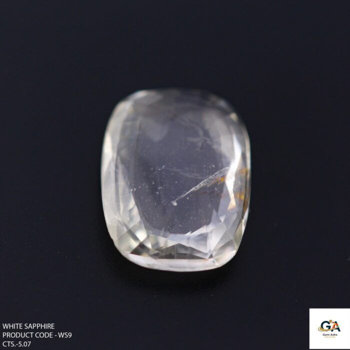 Natural Ceylon White Sapphire (Safed Pukhraj) 5.07 Carat (5.57 Ratti) - Image 4