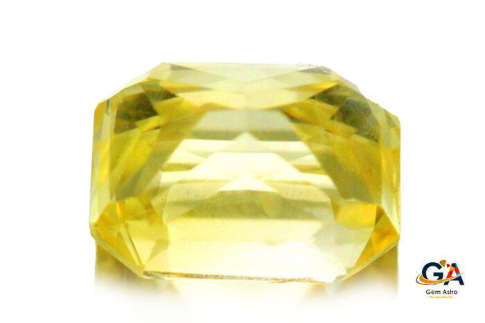 YS175-3.jpg Yellow Sapphire 2.06 Carat (2.30 Ratti) - Image 3