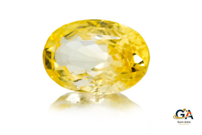 YS210-2.jpg Yellow Sapphire 6.5 Carat (7.15 Ratti) - Image 3