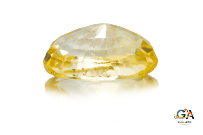 YS210-4.jpg Yellow Sapphire 6.5 Carat (7.15 Ratti) - Image 4