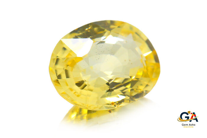YS253-3.jpg Yellow Sapphire 3.05 Carat (3.35 Ratti) - Image 3