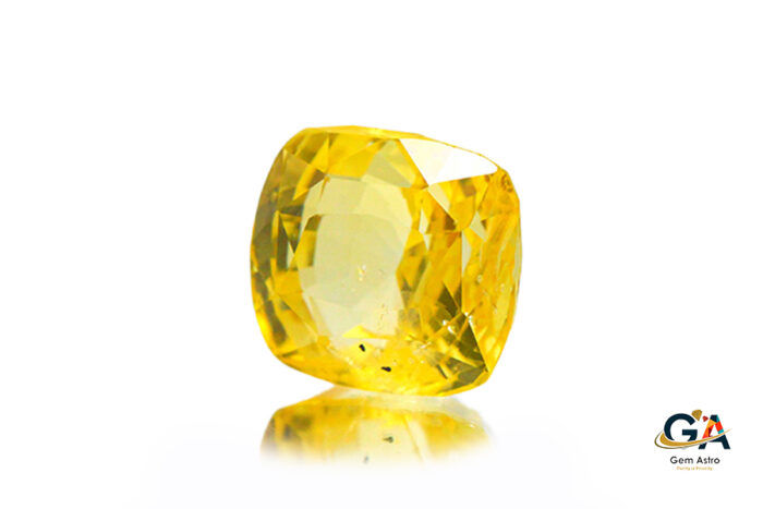 YS292-A.jpg Yellow Sapphire 5.44 Carat (6.09 Ratti) - Image 2