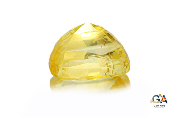 Yellow Sapphire 5.34 Carat (5.87 Ratti) - Image 4