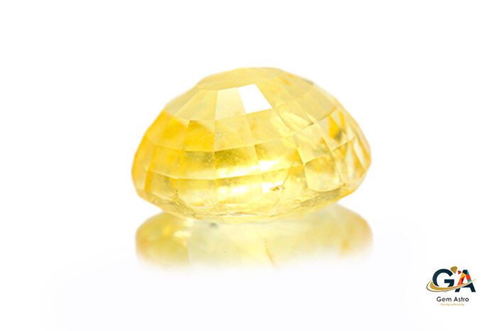 YS324-D.jpg Yellow Sapphire 7.72 Carat (8.50 Ratti) - Image 4