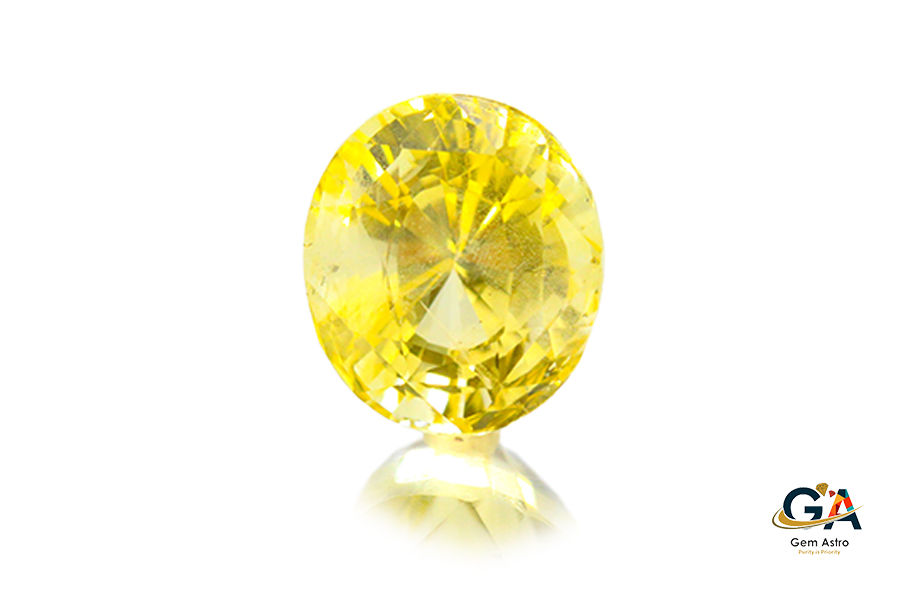 YS332-A.jpg Yellow Sapphire 6.10 Carat (6.71 Ratti) - Image 1