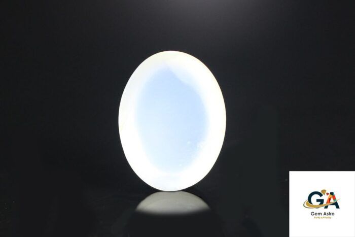 Blue Moonstone 5.84 Carat (6.42 Ratti) - Image 2