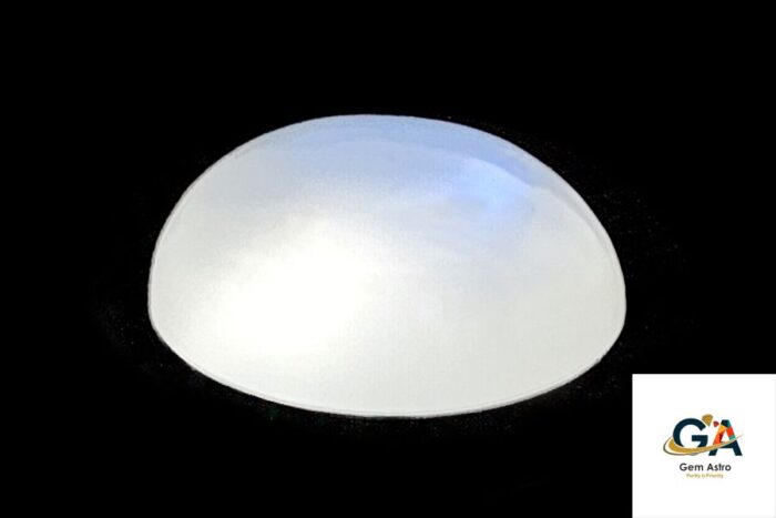Blue Moonstone 9.97 Carat (10.96 Ratti) - Image 2