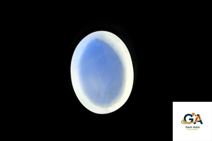 Blue Moonstone 7.70 Carat (8.47 Ratti) - Image 2
