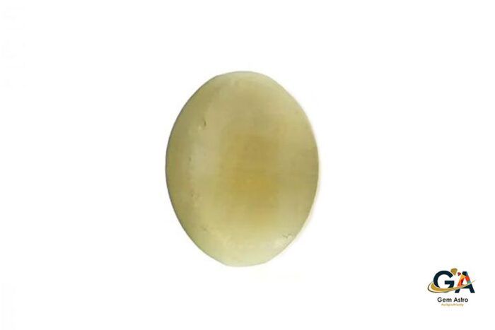 Cats Eye (Lehsuniya) 3.33 Carat (3.70 Ratti) - Image 3