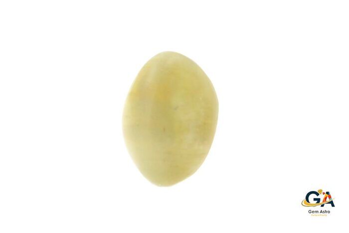 Cats Eye (Lehsuniya) 3.73 Carat (4.10 Ratti) - Image 4