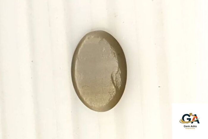 ce5-3.jpg Cats Eye (Lehsuniya) 6.80 Carat (7.55 Ratti) - Image 3