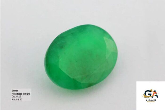 Emerald 4.16 Carat (4.57 Ratti) - Image 3