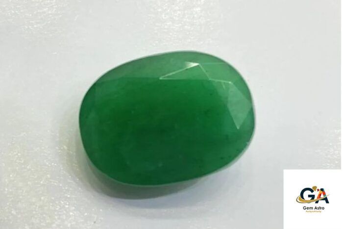 Emerald 8.97 Carat (9.86 Ratti) - Image 3