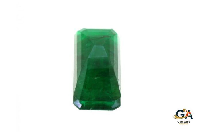 emr40-3.jpg Emerald 4.29 Carat (4.77 Ratti) - Image 3