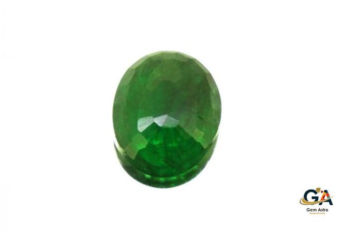 emr47-3.jpg Emerald 4.10 Carat (4.55 Ratti) - Image 3