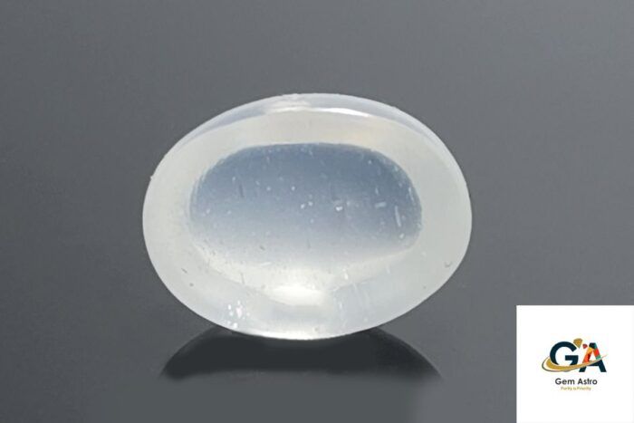 Moonstone 7.80Carat (8.58Ratti) - Image 3