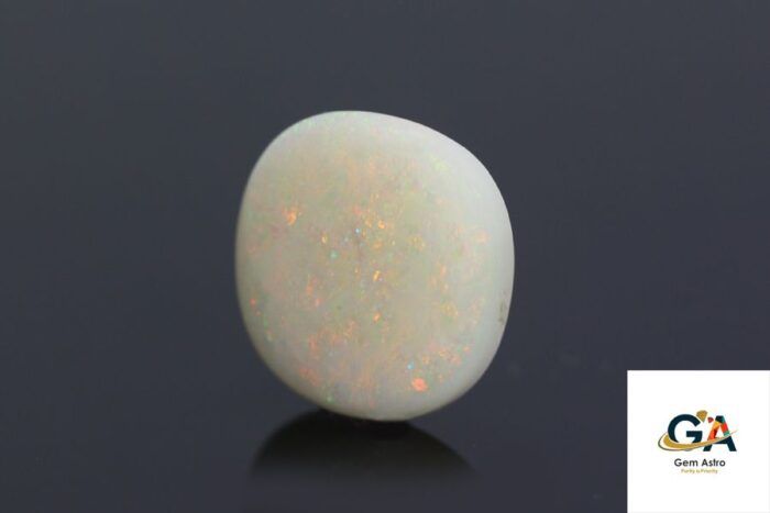 Opal 12.27 Carat (13.49 Ratti) - Image 4