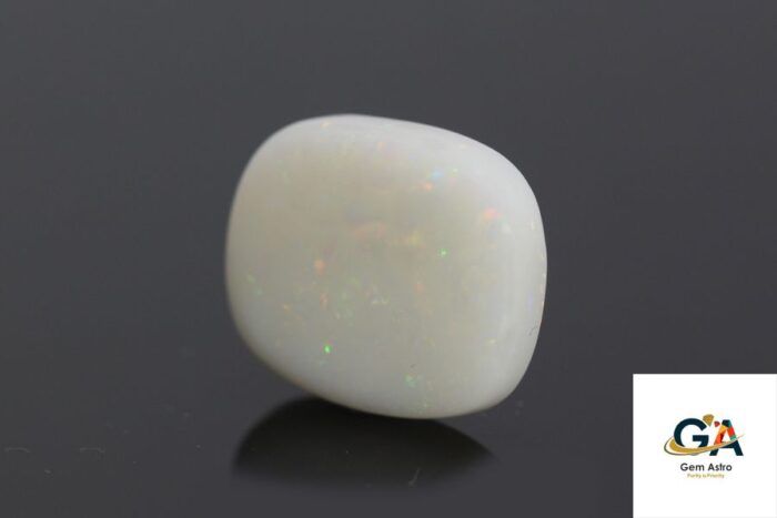 Opal 9.63 Carat (10.59 Ratti) - Image 4