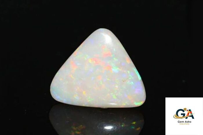 Opal 4.12 Carat (4.58 Ratti) - Image 3