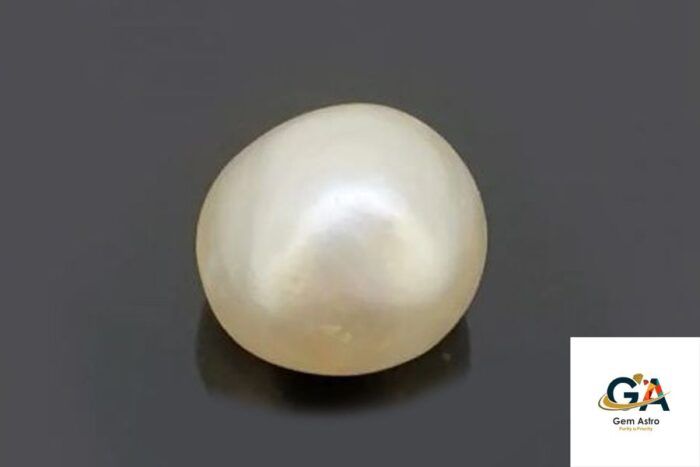 prl102-4-1.jpg Natural Rare Quality Pearl (Moti) 9.36 Carat (10.40 Ratti) SSEF Certified - Image 4
