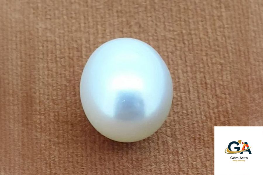 prl4-1.jpg South Sea Pearl (Moti) 6.57 Carat (7.3 Ratti) - Image 1