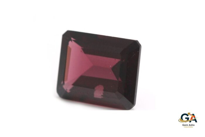 rg21-3.jpg Rhodolite Garnet 3.96Carat (4.35Ratti) - Image 4