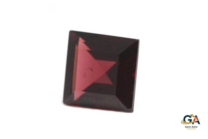 rg9-3.jpg Rhodolite Garnet 2.88 Carat (3.16Ratti) - Image 4