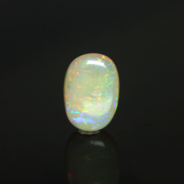 OP150 (1) Australian Opal 7.35 Carat (8.09 Ratti) - Image 1