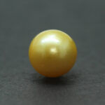 South Sea Golden Pearl (Moti) 10.73 Carat (11.80 Ratti) - Image 2
