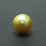 South Sea Golden Pearl (Moti) 5.53 Carat (6.08 Ratti) - Image 2