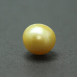 South Sea Golden Pearl (Moti) 7.12 Carat (7.83 Ratti) - Image 2