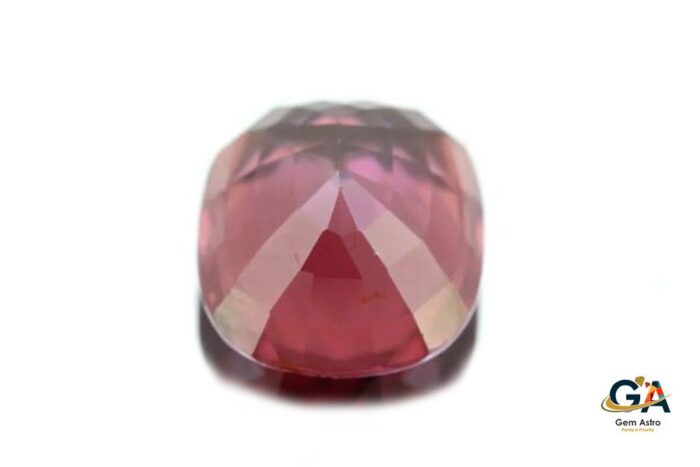 rz24-4.jpg Real Zircon 4.16 Carat (4.62 Ratti) - Image 4