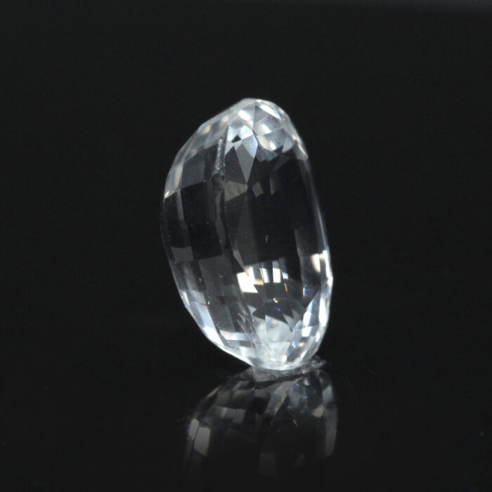 White Topaz 10.51 Carat (11.56 Ratti) - Image 2