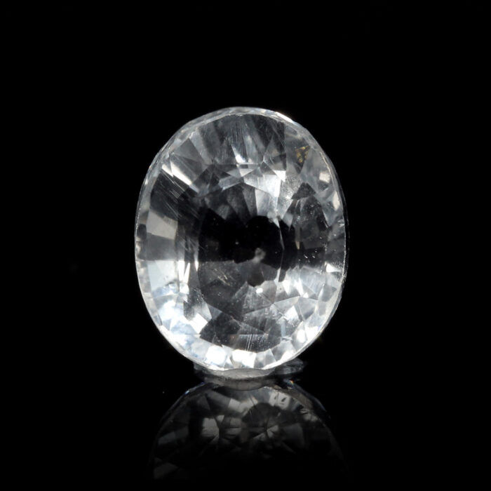 GAWT47 (1) white-topaz-6.30-carat