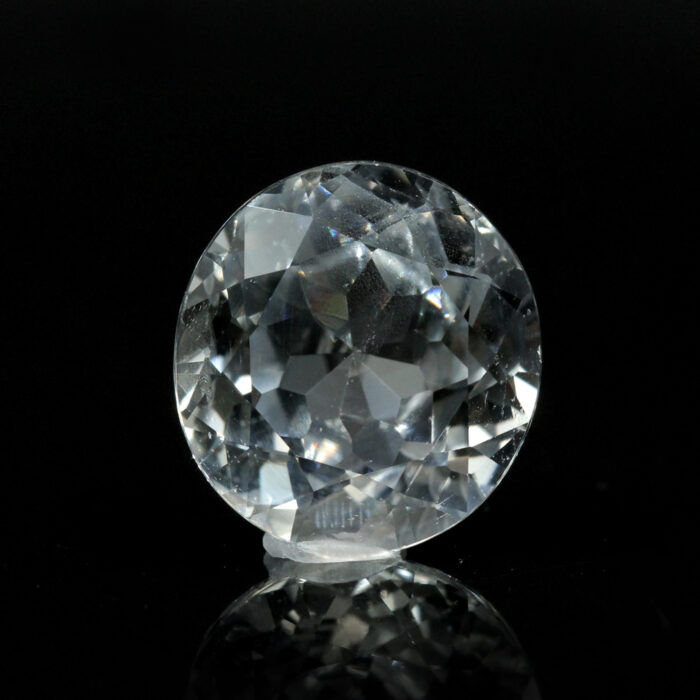 White Sapphire 9.33 Carat (Safed Pukhraj 10.26 Ratti) - Image 2