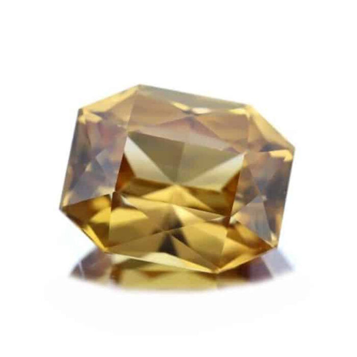 RZ27 Real Zircon 5.12 Carat (5.70 Ratti) - Image 1