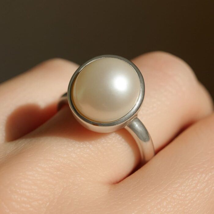 South Sea Pearl 3 South Sea Pearl Round Sterling Silver Ring - Image 2