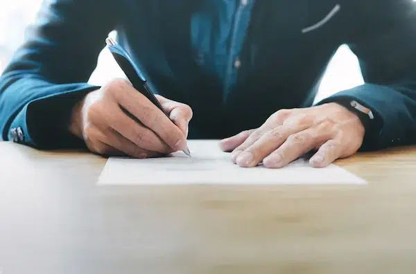 Settlement vs Litigation