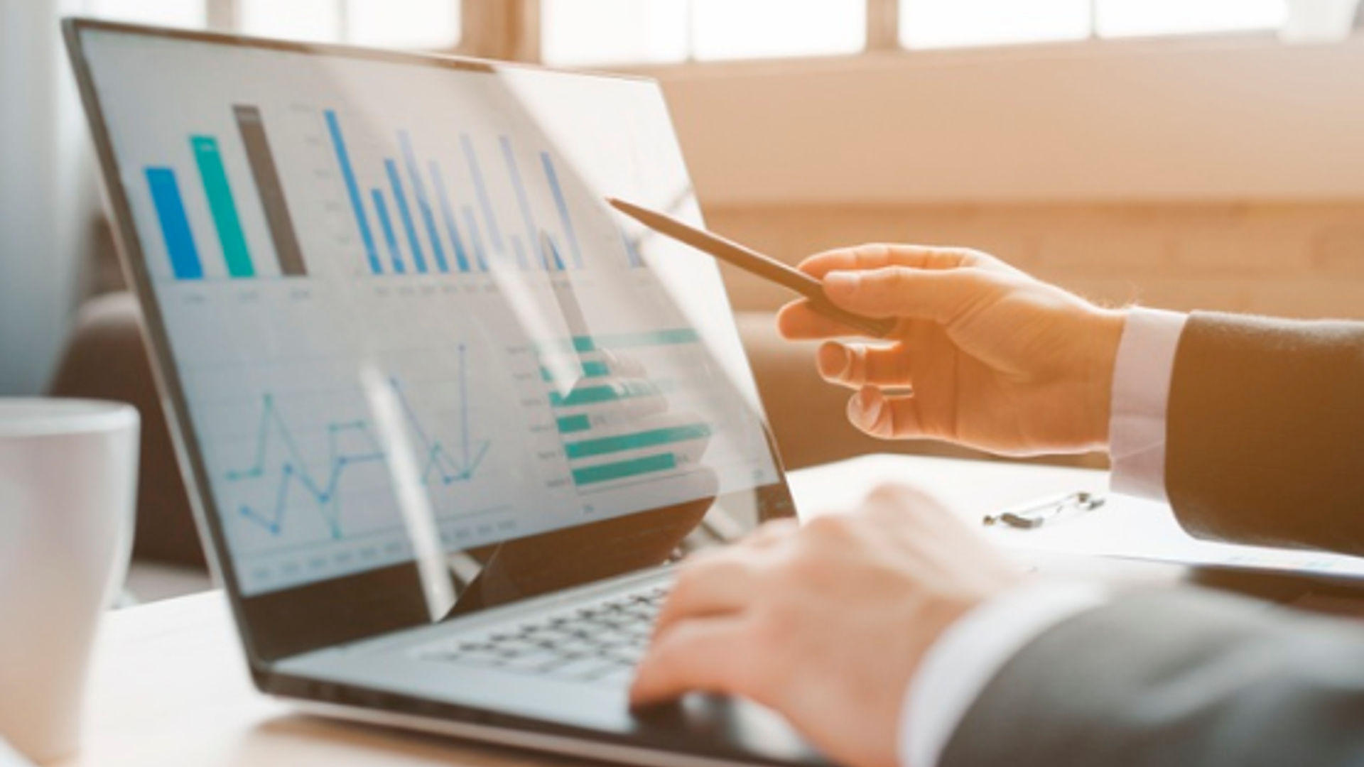 How to Avoid Business Analyst Mistakes: BA Roles and Responsibilities 1 How to Avoid Business Analyst Mistakes: BA Roles and Responsibilities