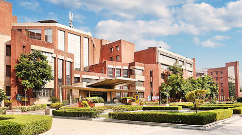 Amity Law School Noida β slide 1