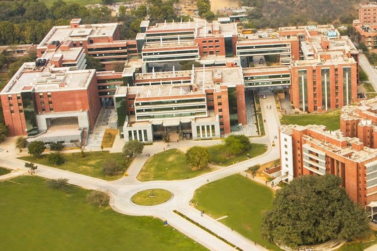 Amity University Gurgaon – slide 1